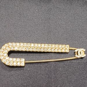 Sparkling Gold Crystal Brooch